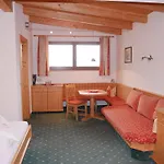 Frühstückspension Bergkristall 3*