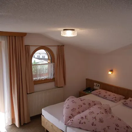 Bergkristall فندق مبيت وإفطار تكس