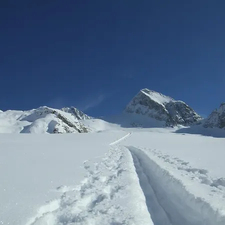 Frühstückspension Bergkristall 3*