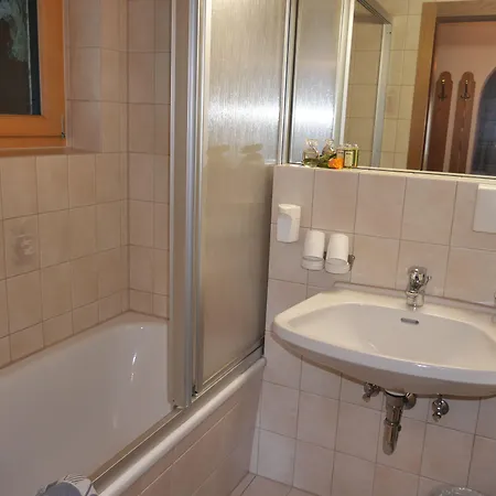 Bergkristall فندق مبيت وإفطار