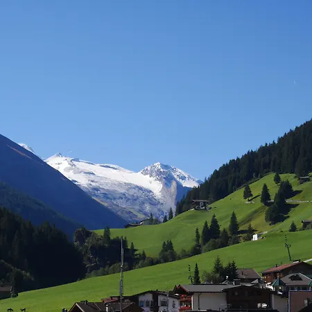 Bergkristall فندق مبيت وإفطار تكس