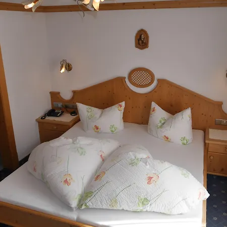 Alojamento de Acomodação e Pequeno-almoço Bergkristall