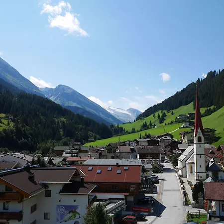 Bergkristall Alojamento de Acomodação e Pequeno-almoço Tux