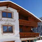 Panzió Bergkristall